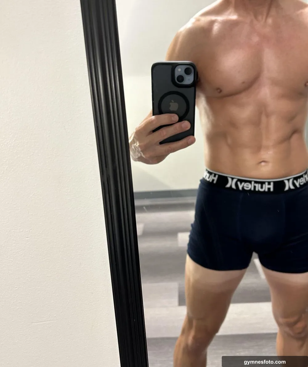 (M) should i go all in or stay clothed?