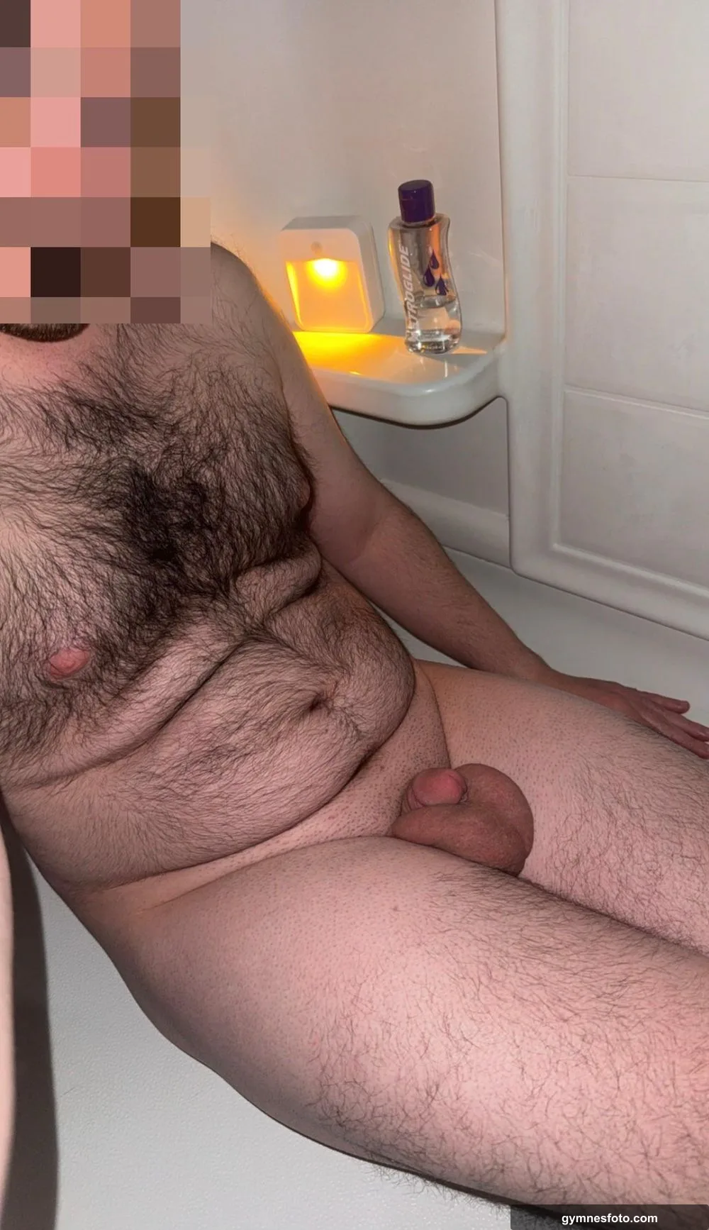 Just in case anyone is wondering what [m]y dick looks like w