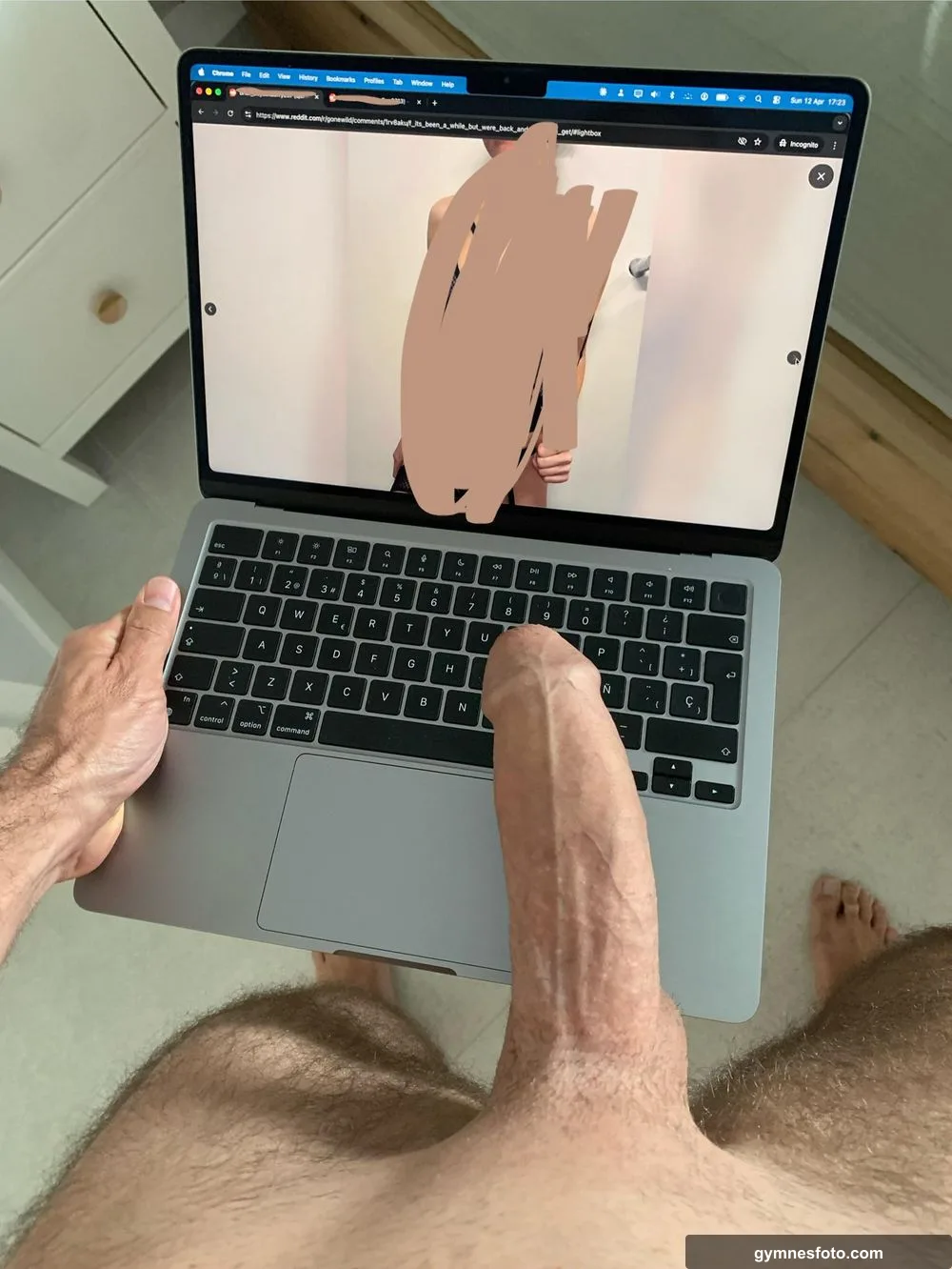 The best way to browse gonewild (m)