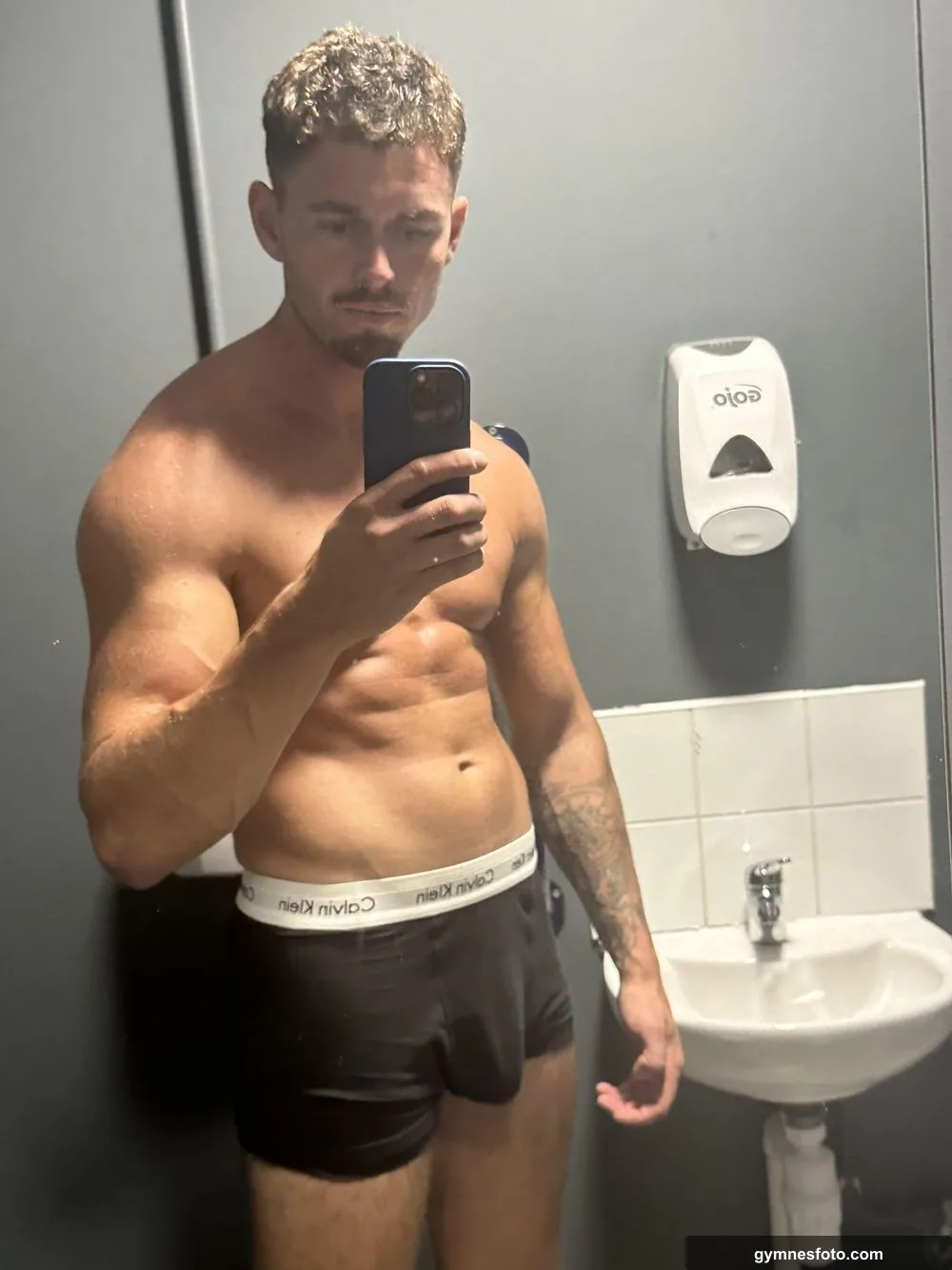 Didn’t have anyone to send these to so here ya go ;)