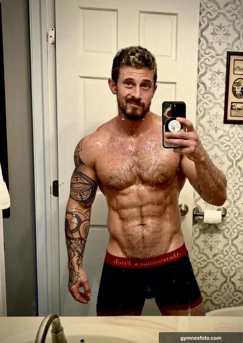 [30] post workout selfie - OC