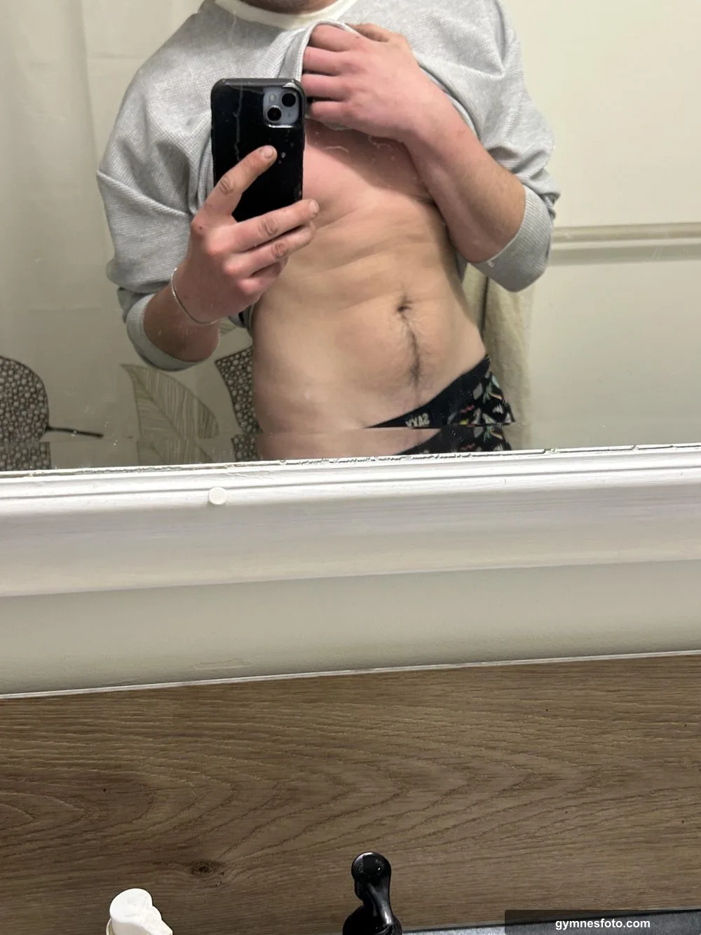 Hey ladies :)! 27M here, let me please you