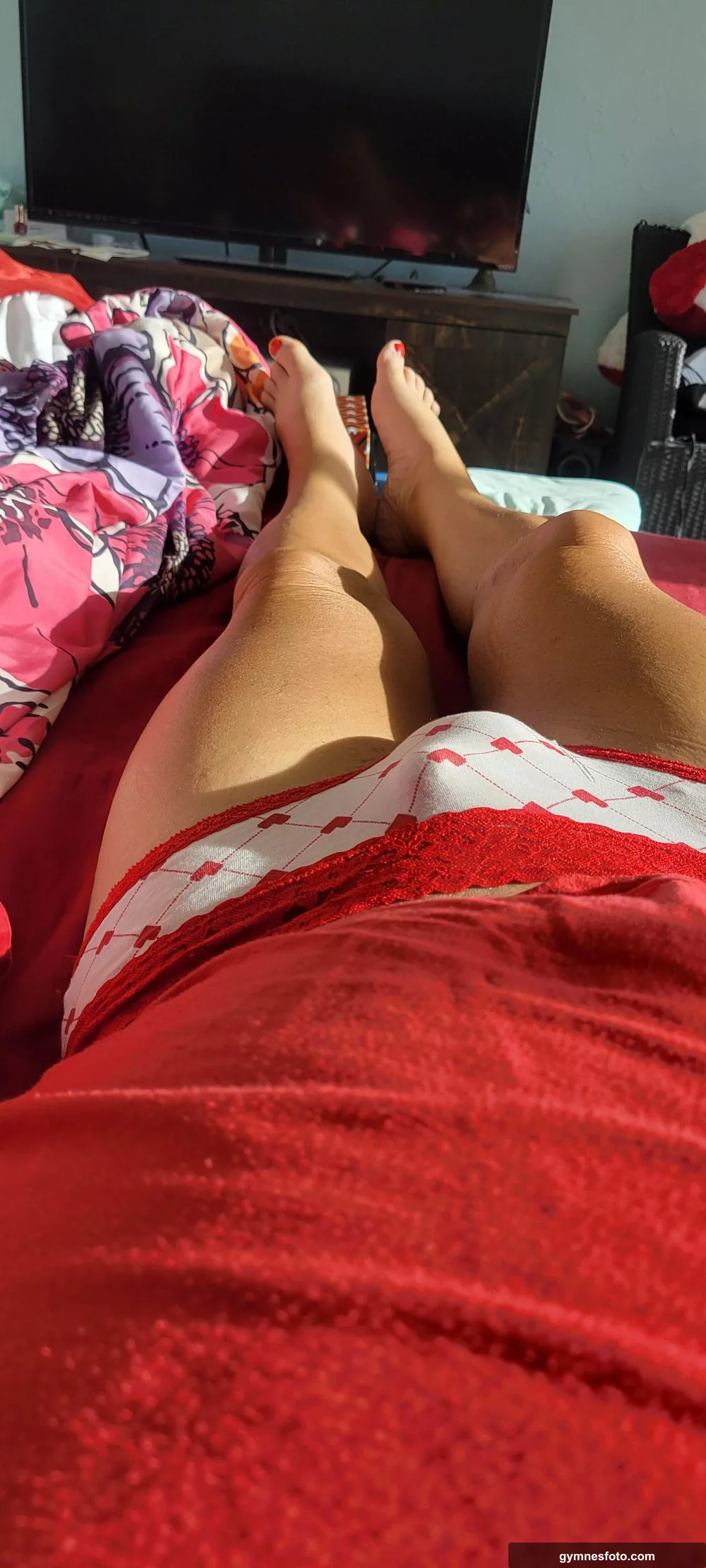 Need cock to suck